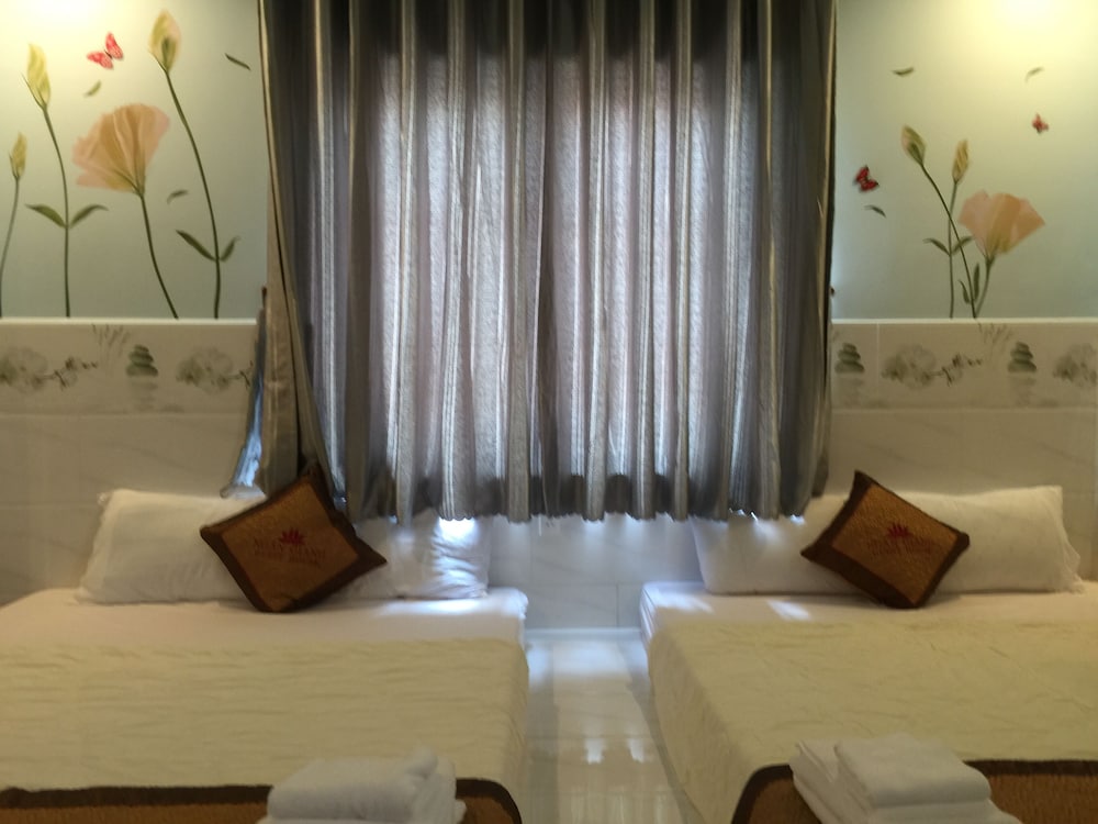 Ngan Giang Guest House 50/65