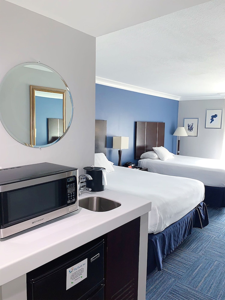 Pacific Inn 25/65