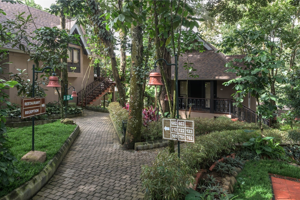 Club Mahindra Thekkady 40/50