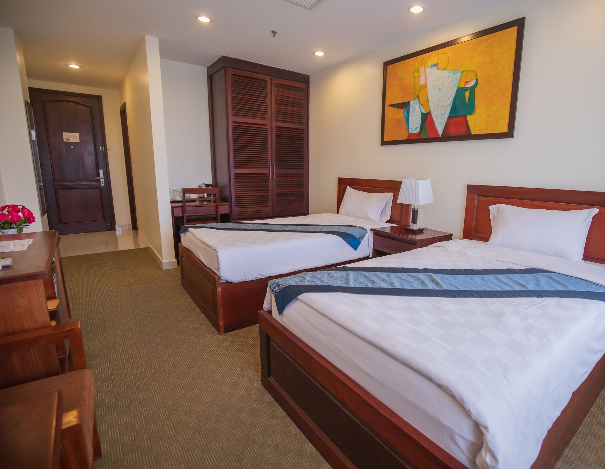 SUPERIOR, TWIN BEDS