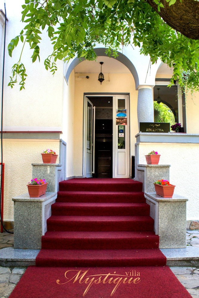 Villa Mystique Hotel 5/57