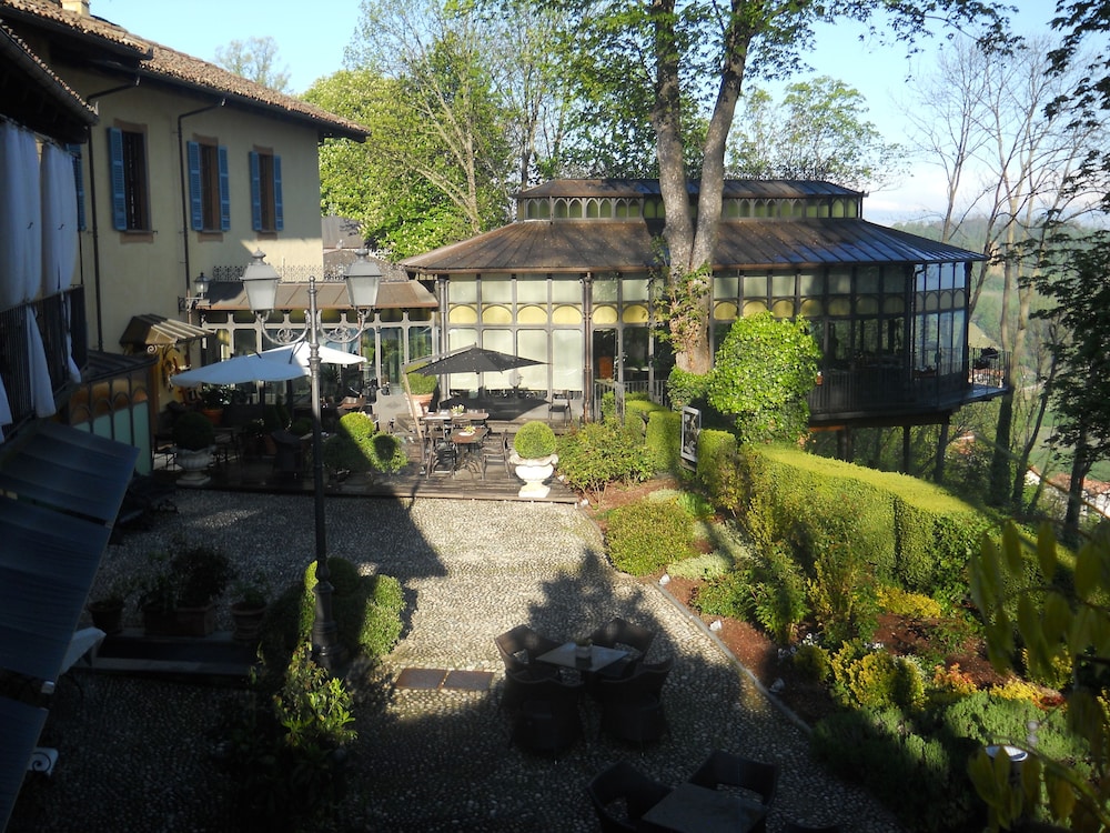 Hotel Villa Beccaris 12/64