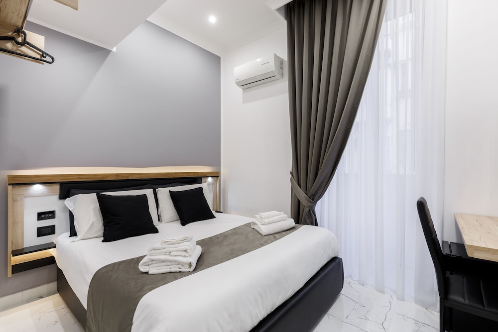 Basic, Double Bed