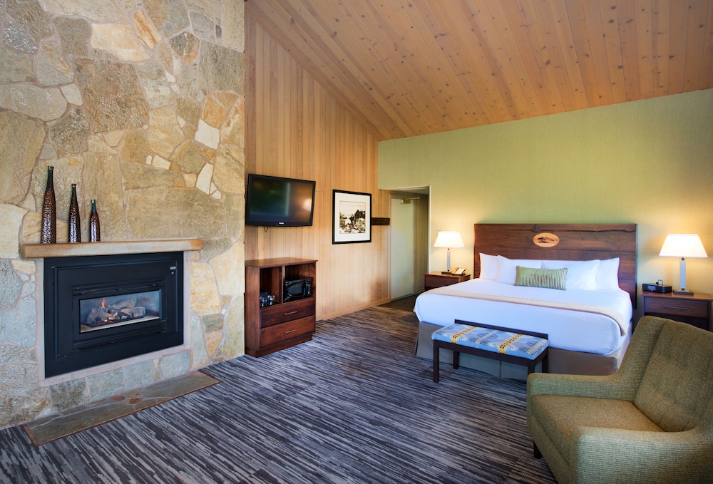Salishan Coastal Lodge 8/40