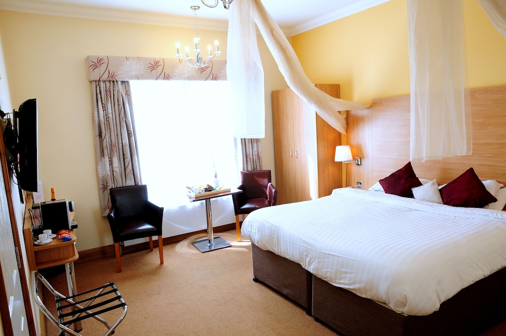 The Queensgate Hotel 9/35