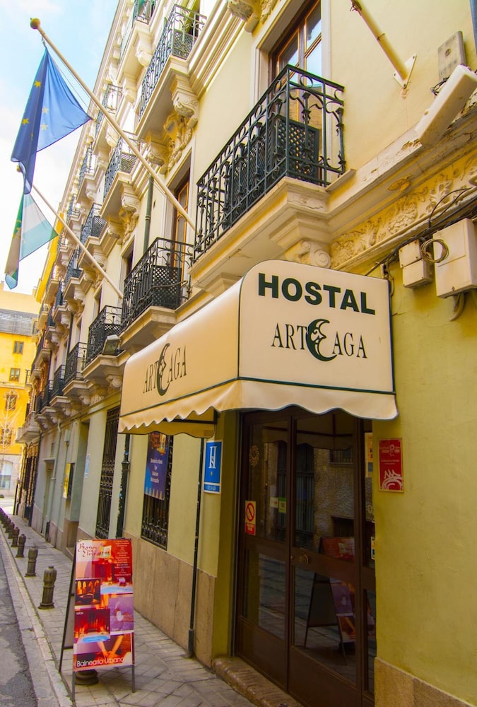 Arteaga Hostal & Baños Árabes Elvira 5/50