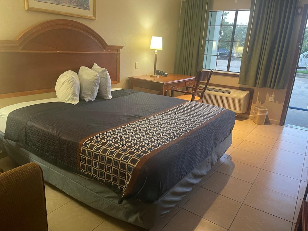 Highland Inn Denham Springs - Baton Rouge East 3/31