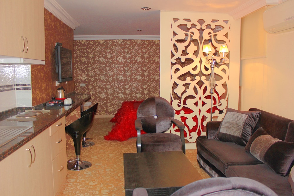Berrak Su Hotel 30/50