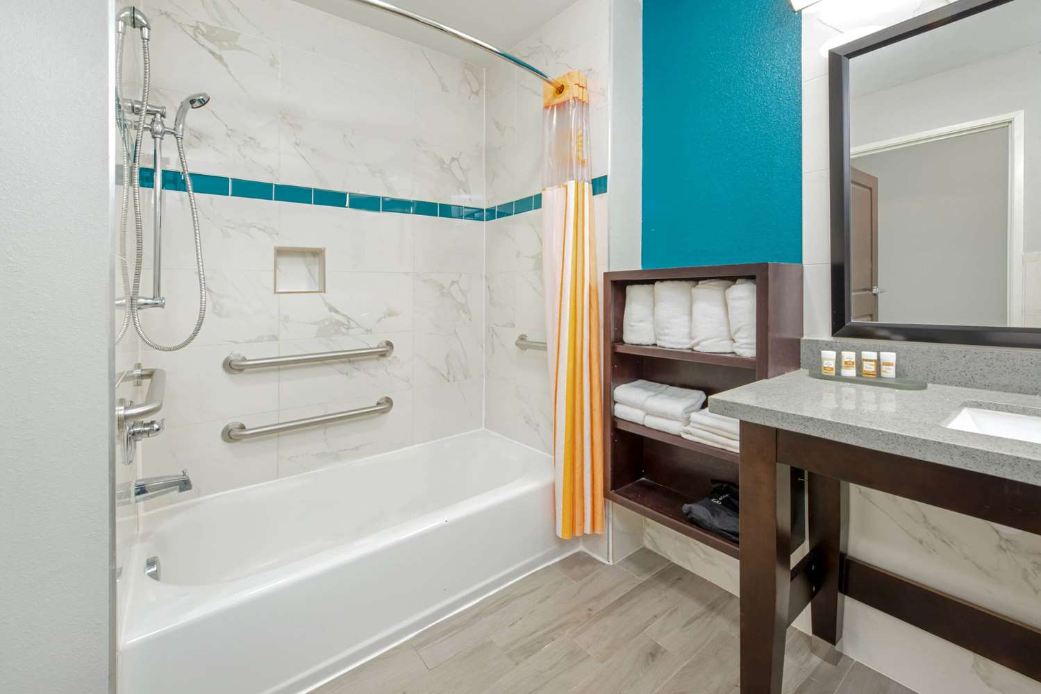 La Quinta Inn & Suites by Wyndham Houston Humble Atascocita 34/37