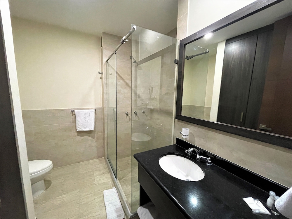 Ramada Cucuta 26/28