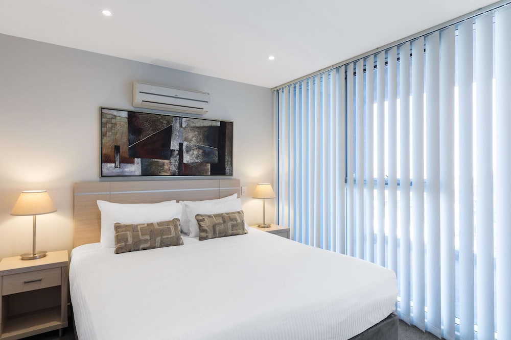iStay Precinct Adelaide 21/79
