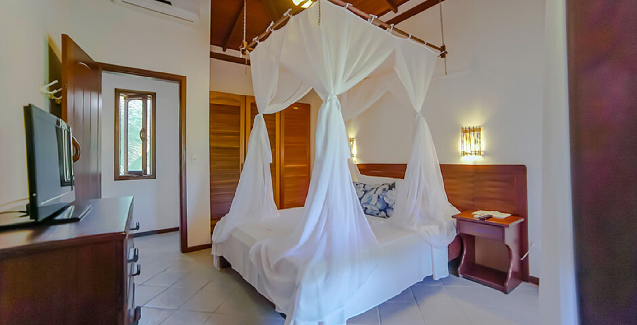 Master, Apartment
