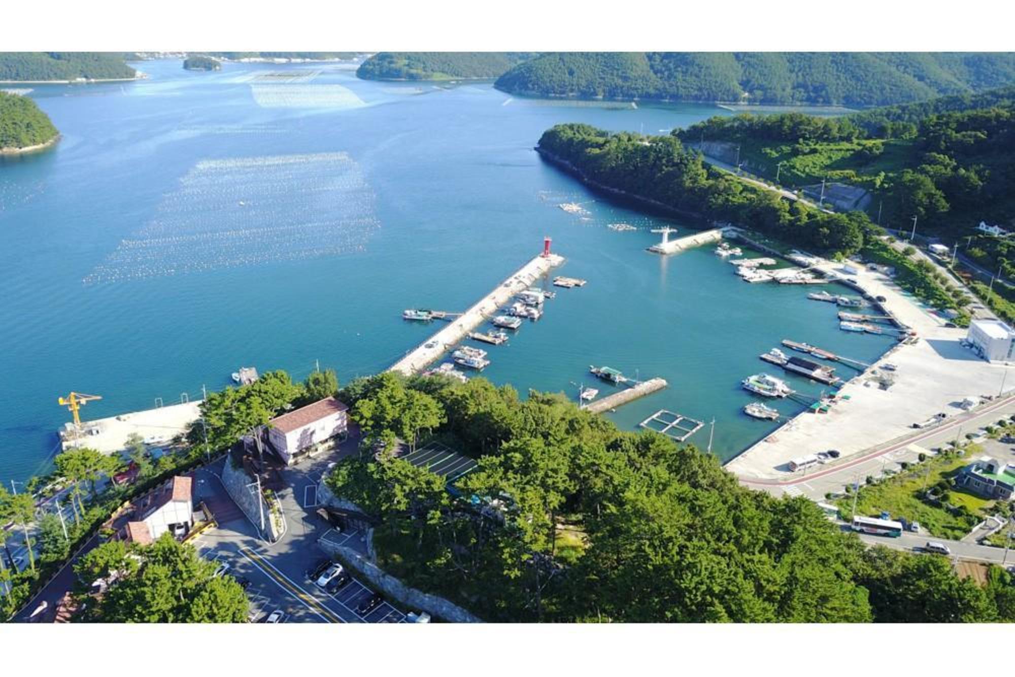 Tongyeong Beach Castle Hotel 48/54