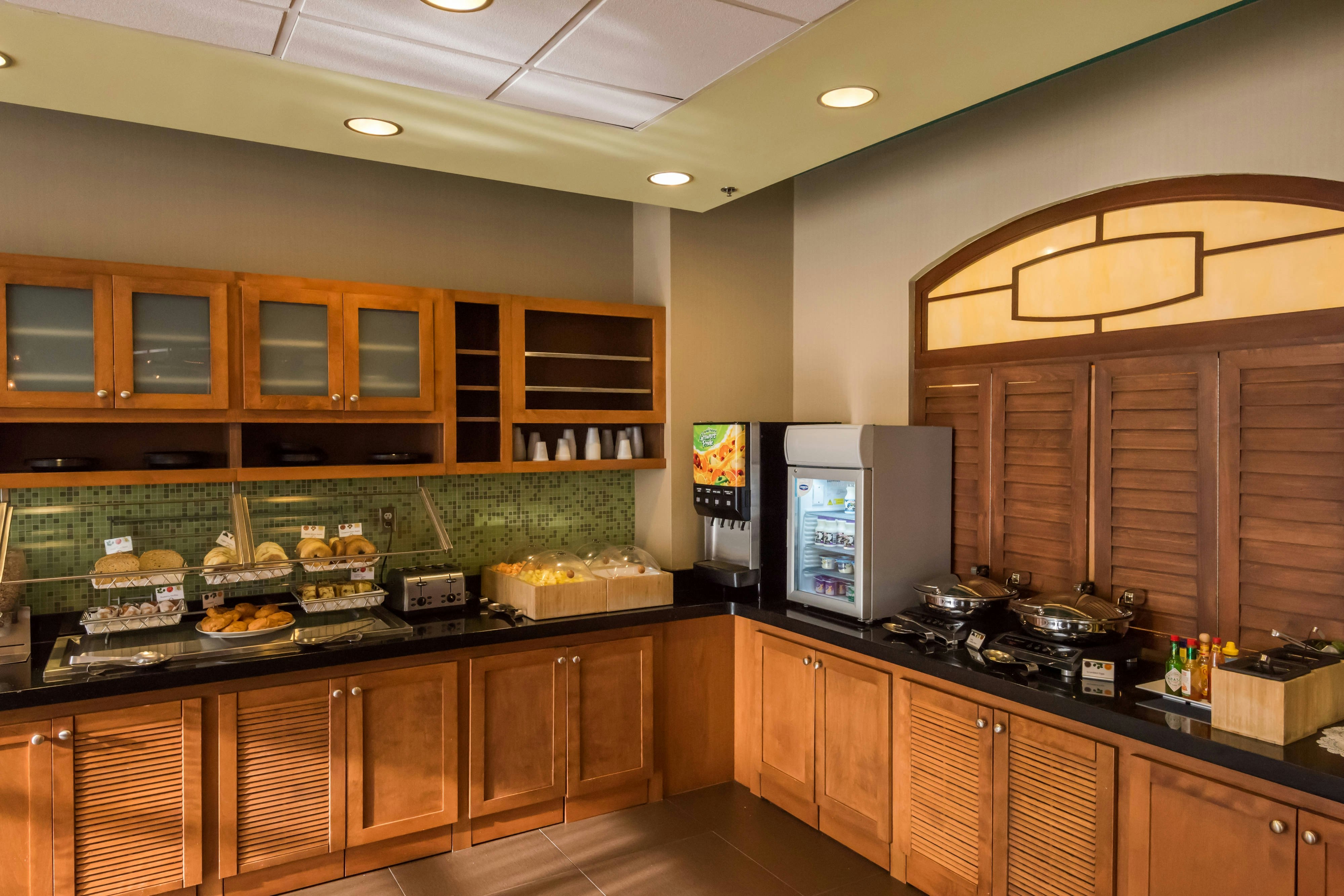 Lobby at SpringHill Suites Birmingham Downtown at UAB, BIRMINGHAM - AL