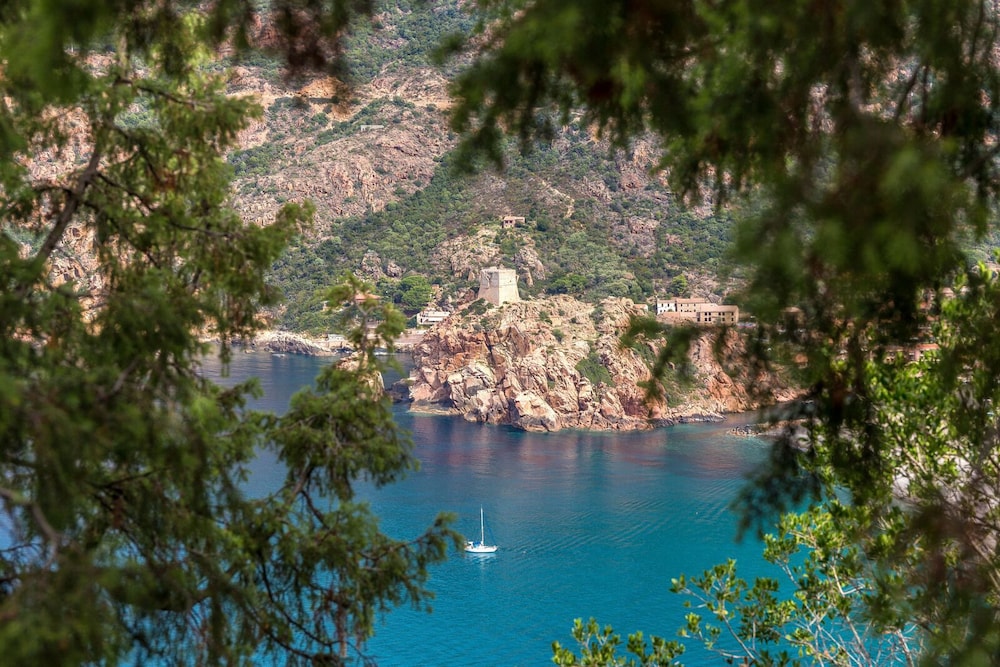 Hotel Capo Dorto 38/44