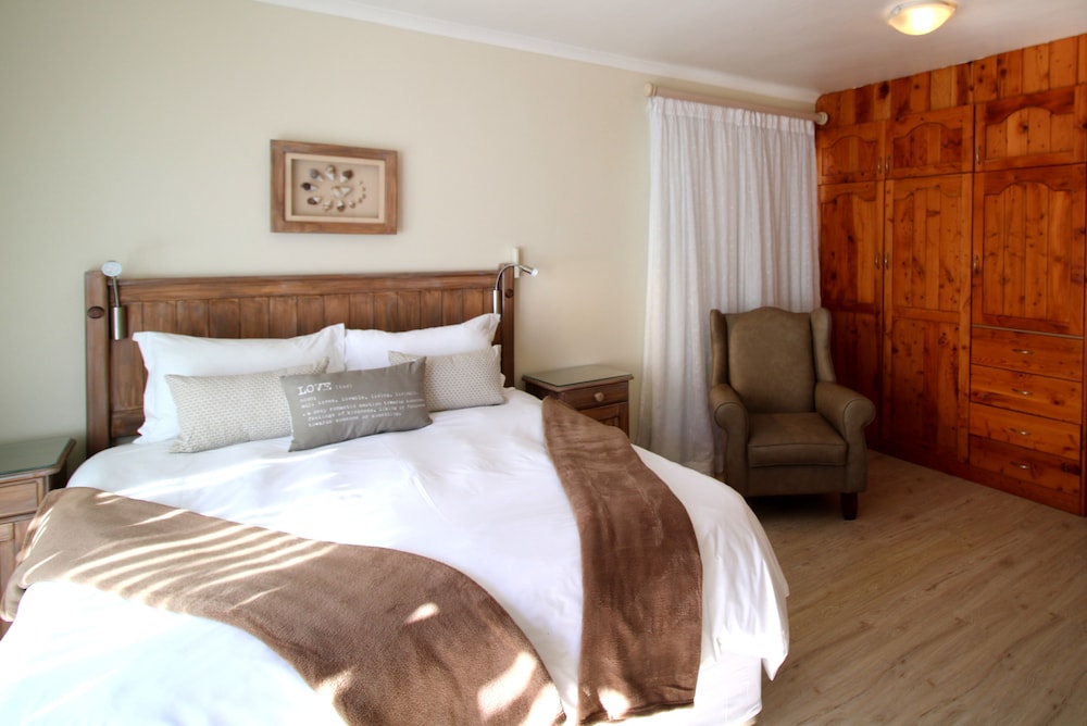 Baywatch Villa Guest House And Self Catering Accommodation 6/50