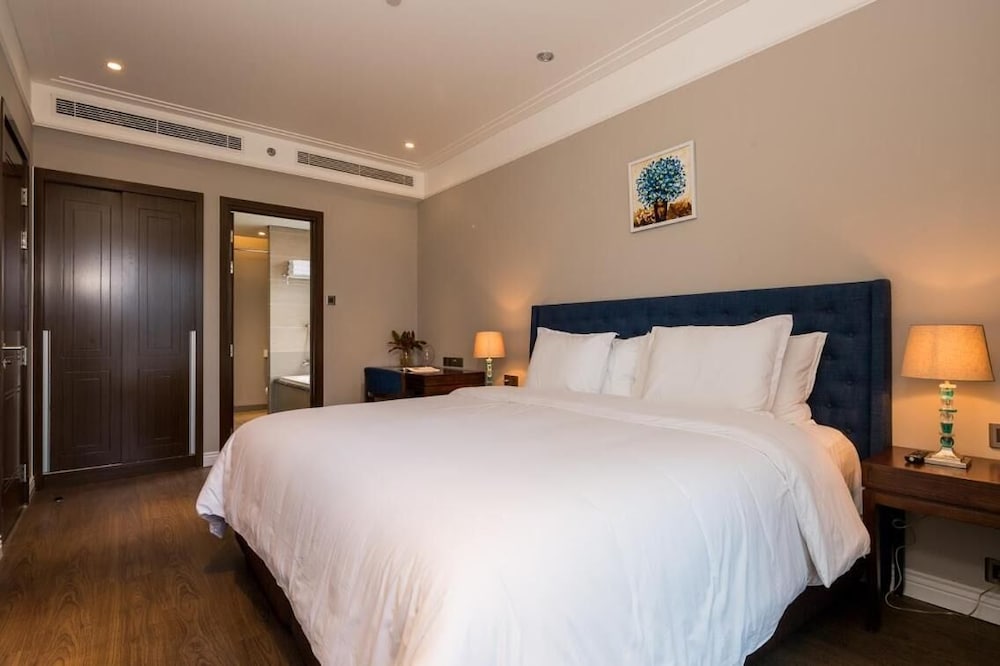 Altara Suites Da Nang 10/50