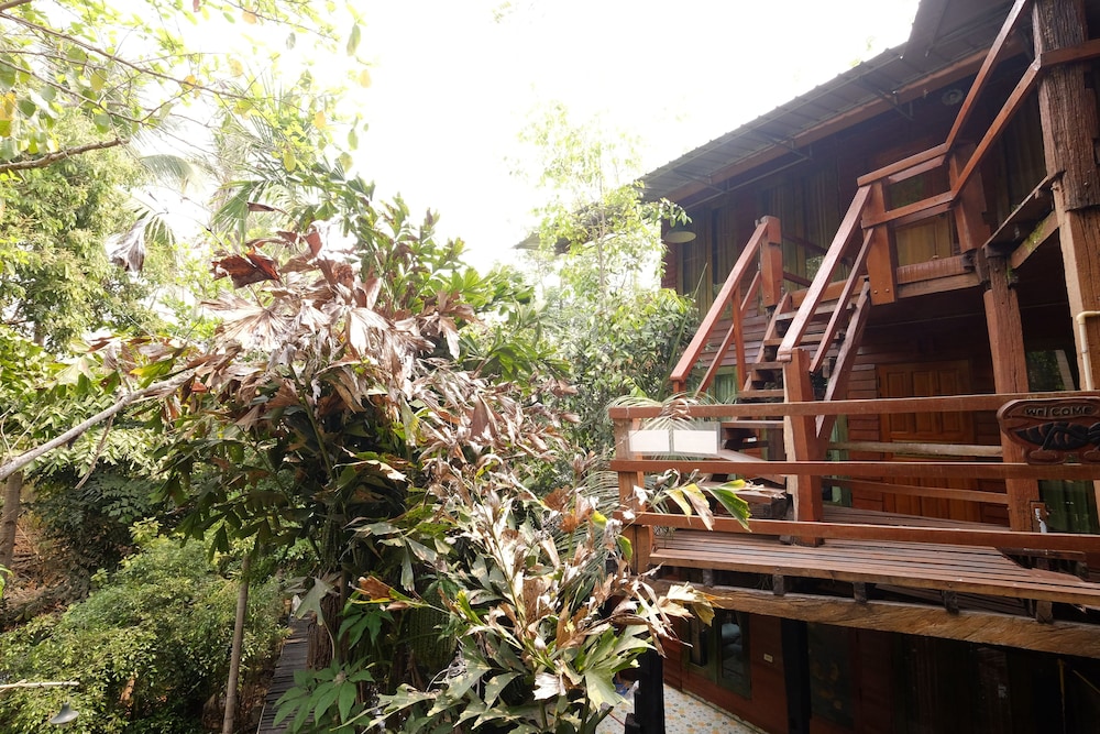 P P Coffee Resort Maesariang 5/50