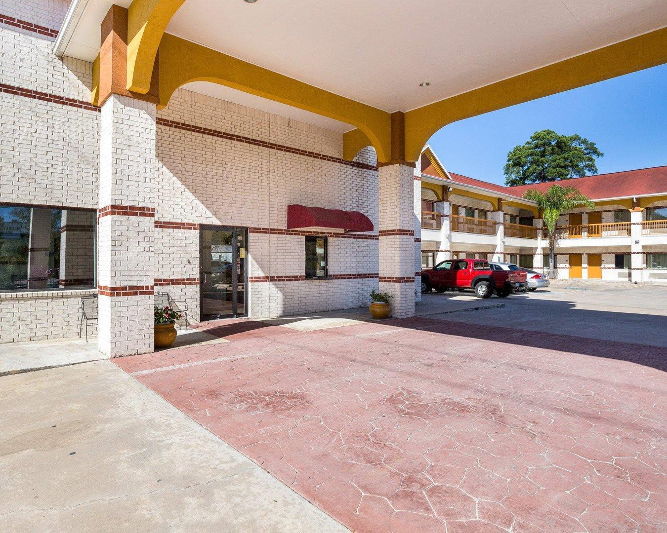 Rodeway Inn & Suites Humble IAH 33/34