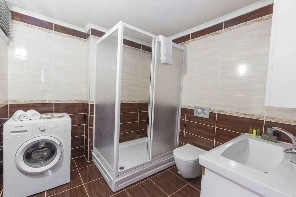 Real King Suit Otel 48/50