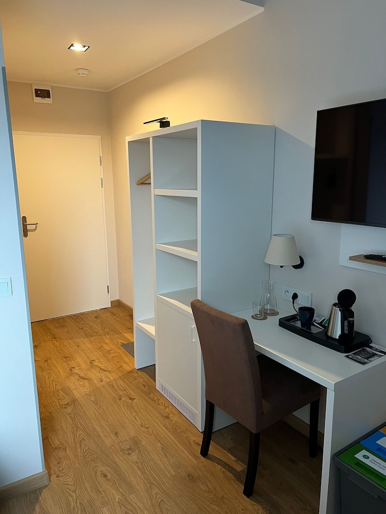 Traffic Hotel 30/50