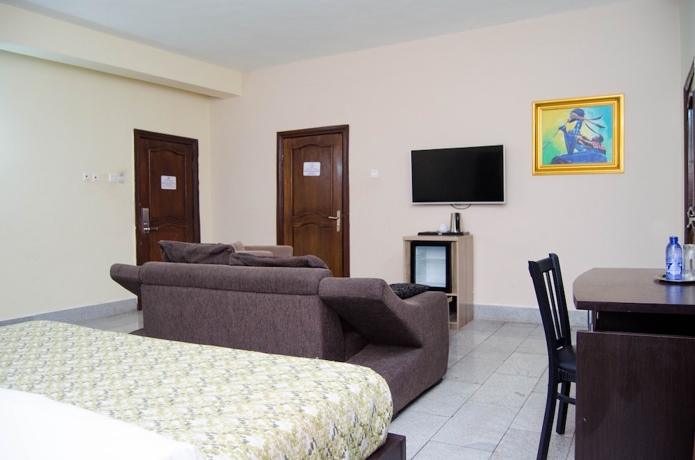 Residency Hotel Area 11 29/46