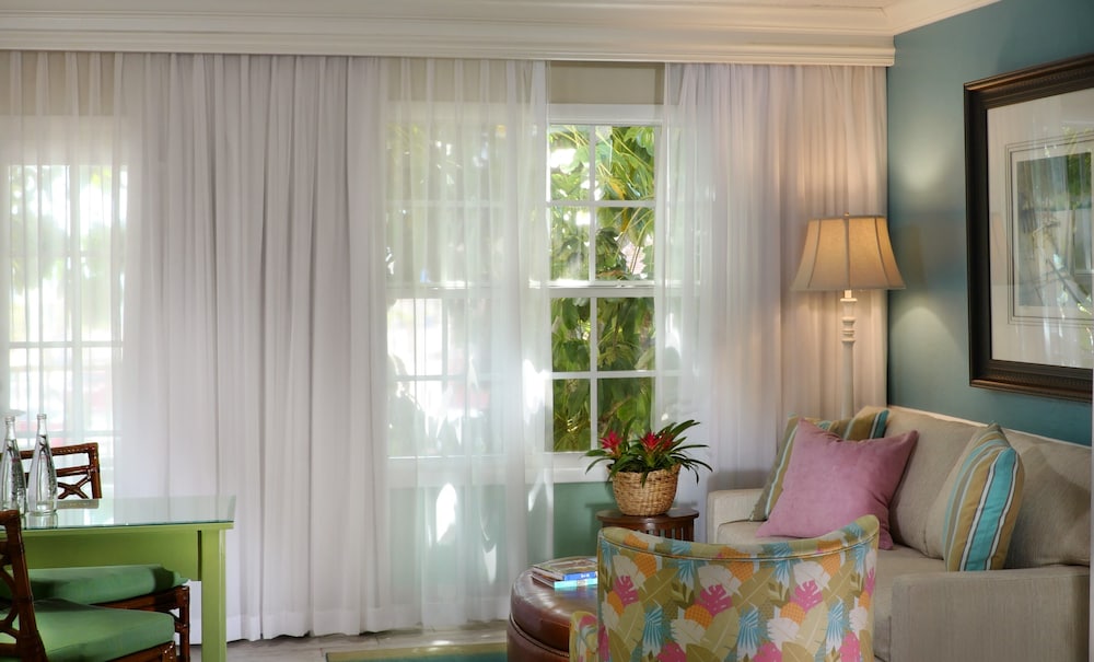 Ocean Key Resort and Spa 36/76