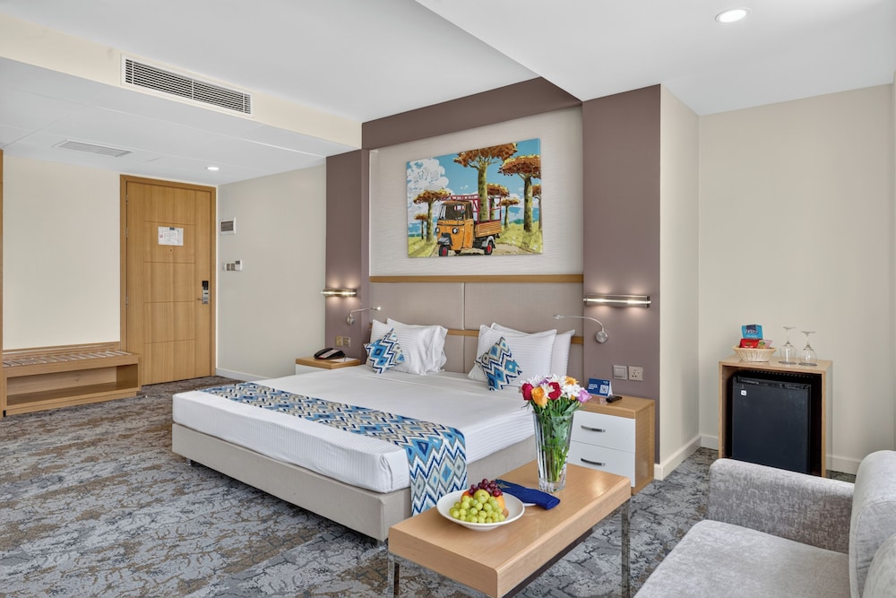 Junior Suite, King Bed