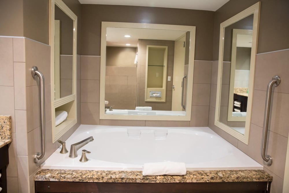 Isle of Capri Casino Hotel Boonville - A Caesars Rewards Destination 18/74