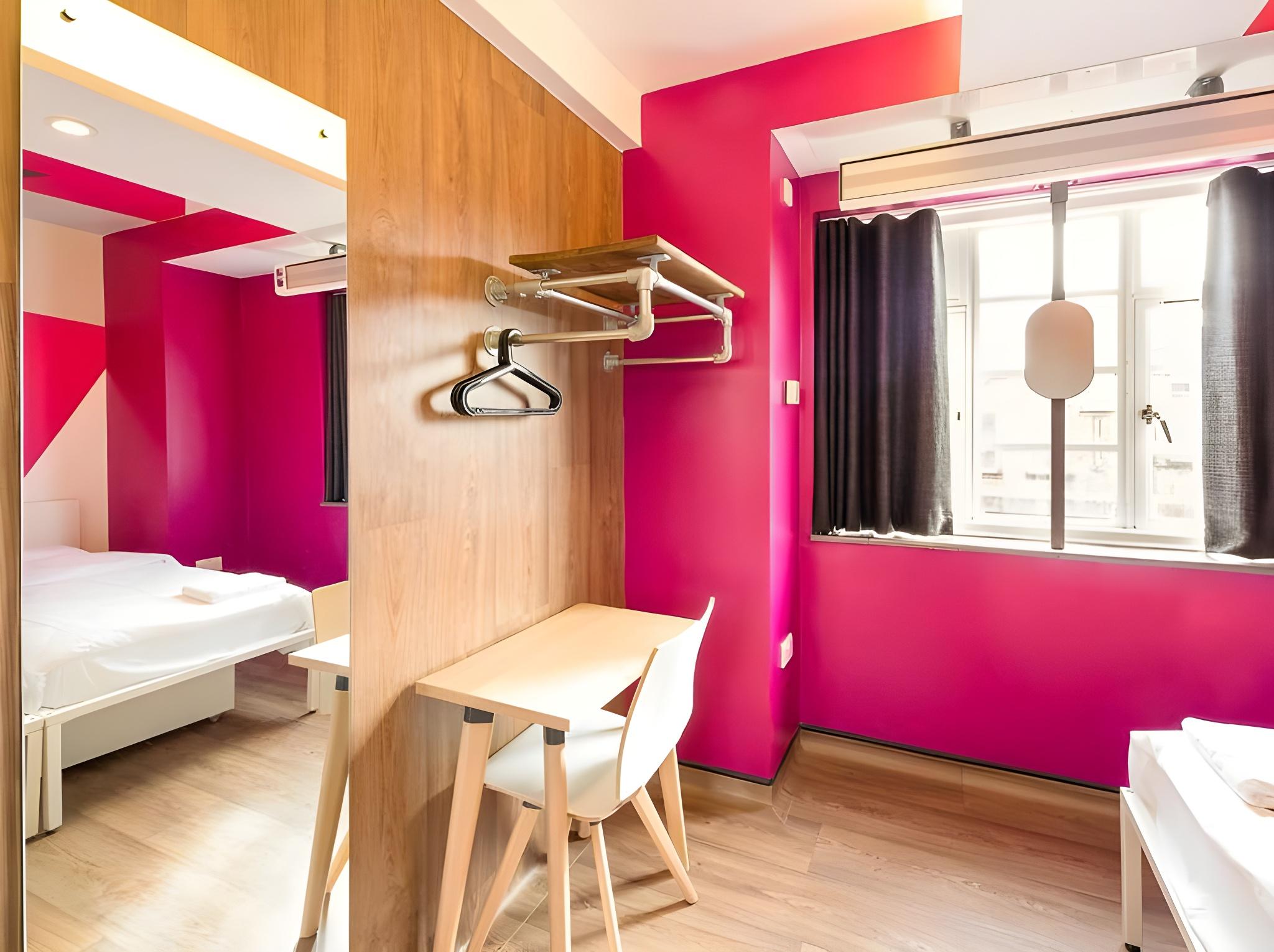 Room, Triple, Single Bed, Shared Bathroom
