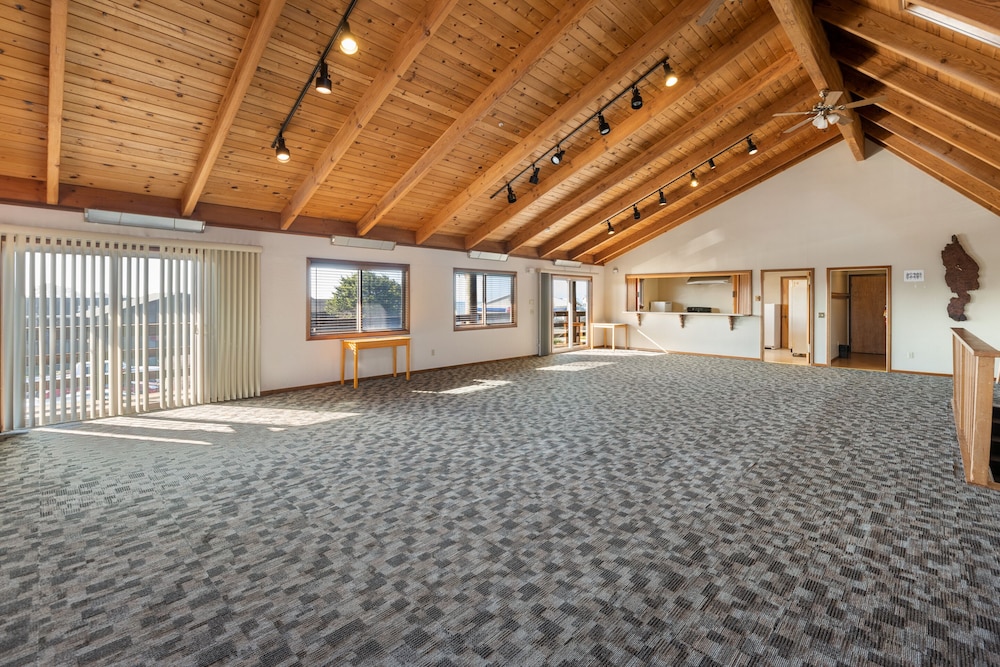 Harbor Lite Lodge 19/50