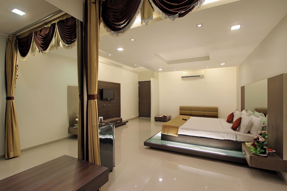 Prakruti Resort 10/31
