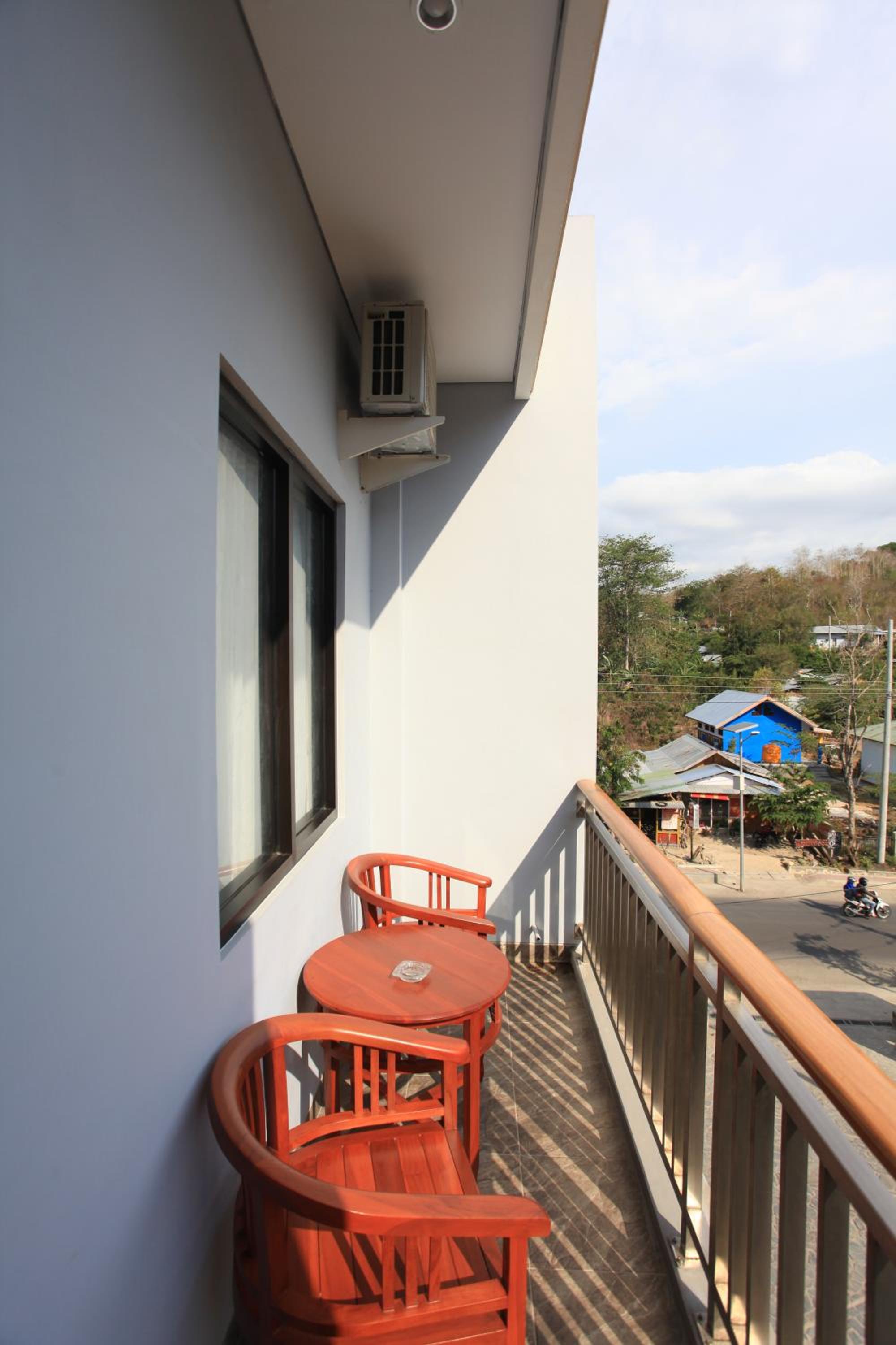 Kalton Hotel Labuan Bajo 6/55