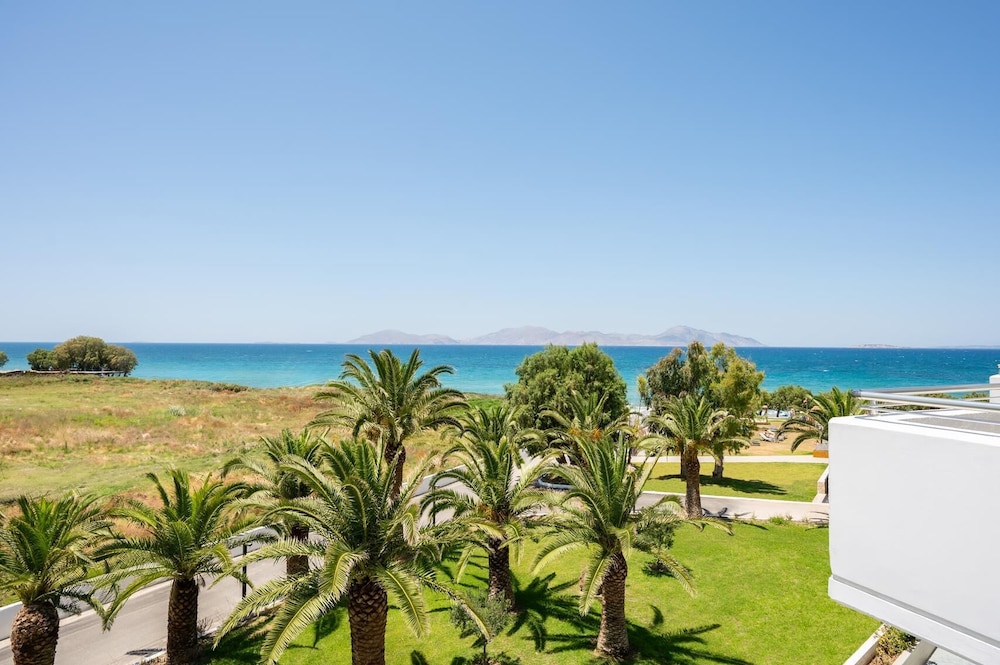 Smy Kos Beach and Splash 145/154