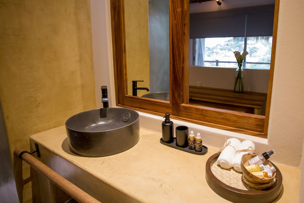 Hotel Casa Bocana 49/50