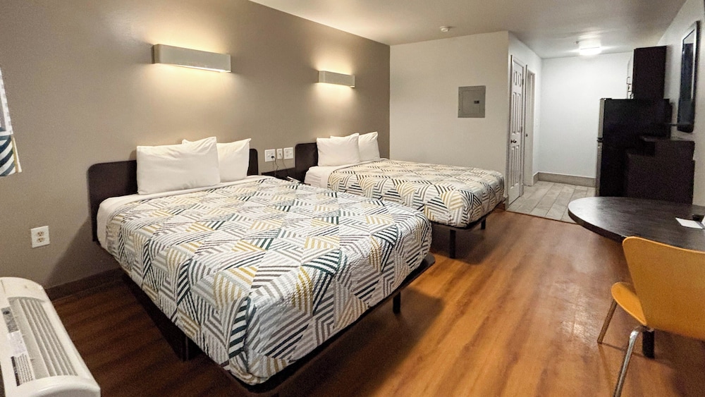 Motel6 Greenville, SC 22/60