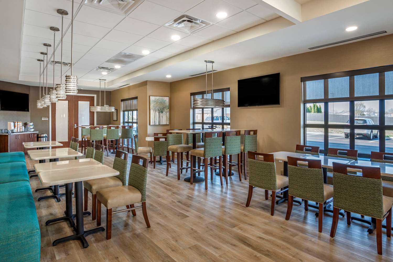 Comfort Inn & Suites Harrisonburg 9/15