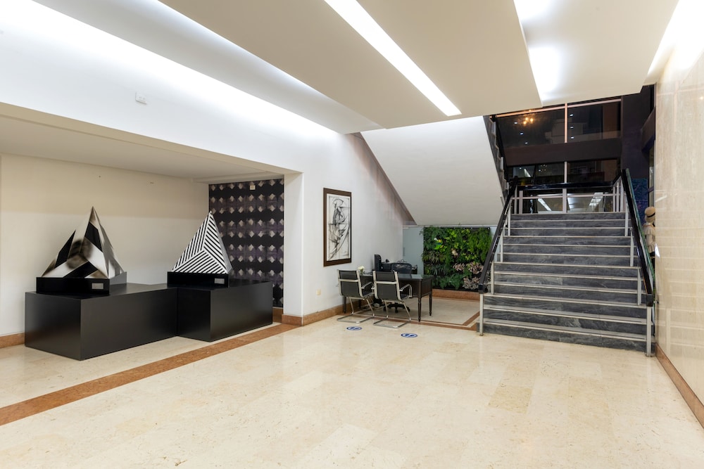 Lobby at Hotel Chicamocha, BUCARAMANGA
