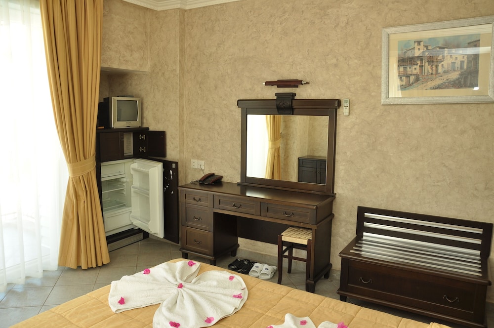 STANDARD, TWIN BEDS