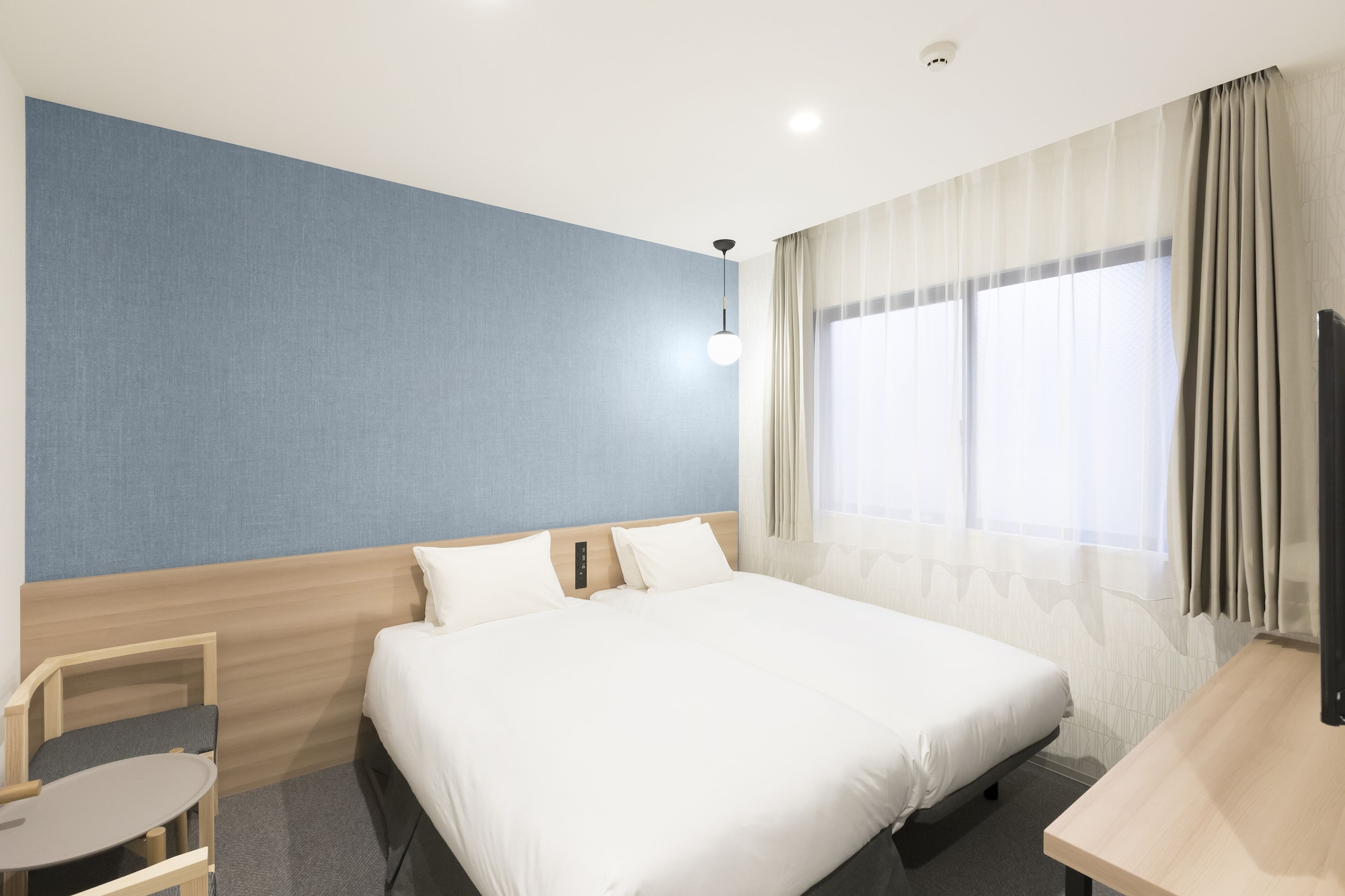 Twin Room with Extra bed