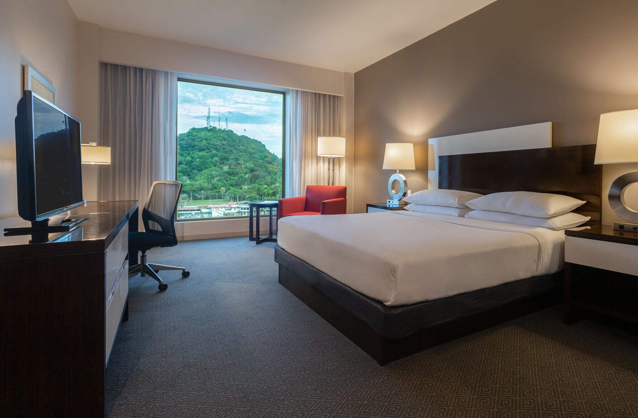 Deluxe, Double Bed