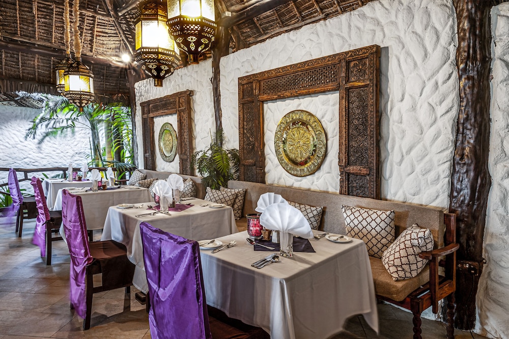 Breezes Beach Club & Spa 49/64