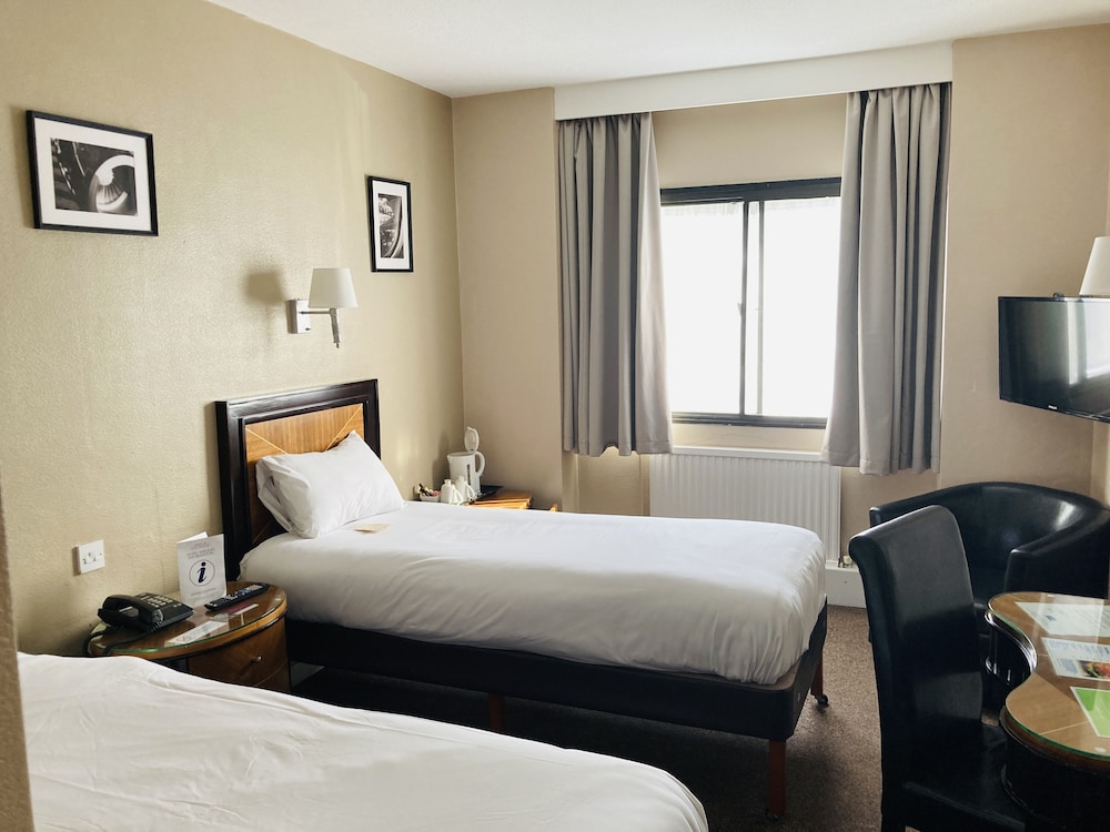 غرفة بسريرين منفصلين، Britannia Hotel Newcastle Airport 2/4