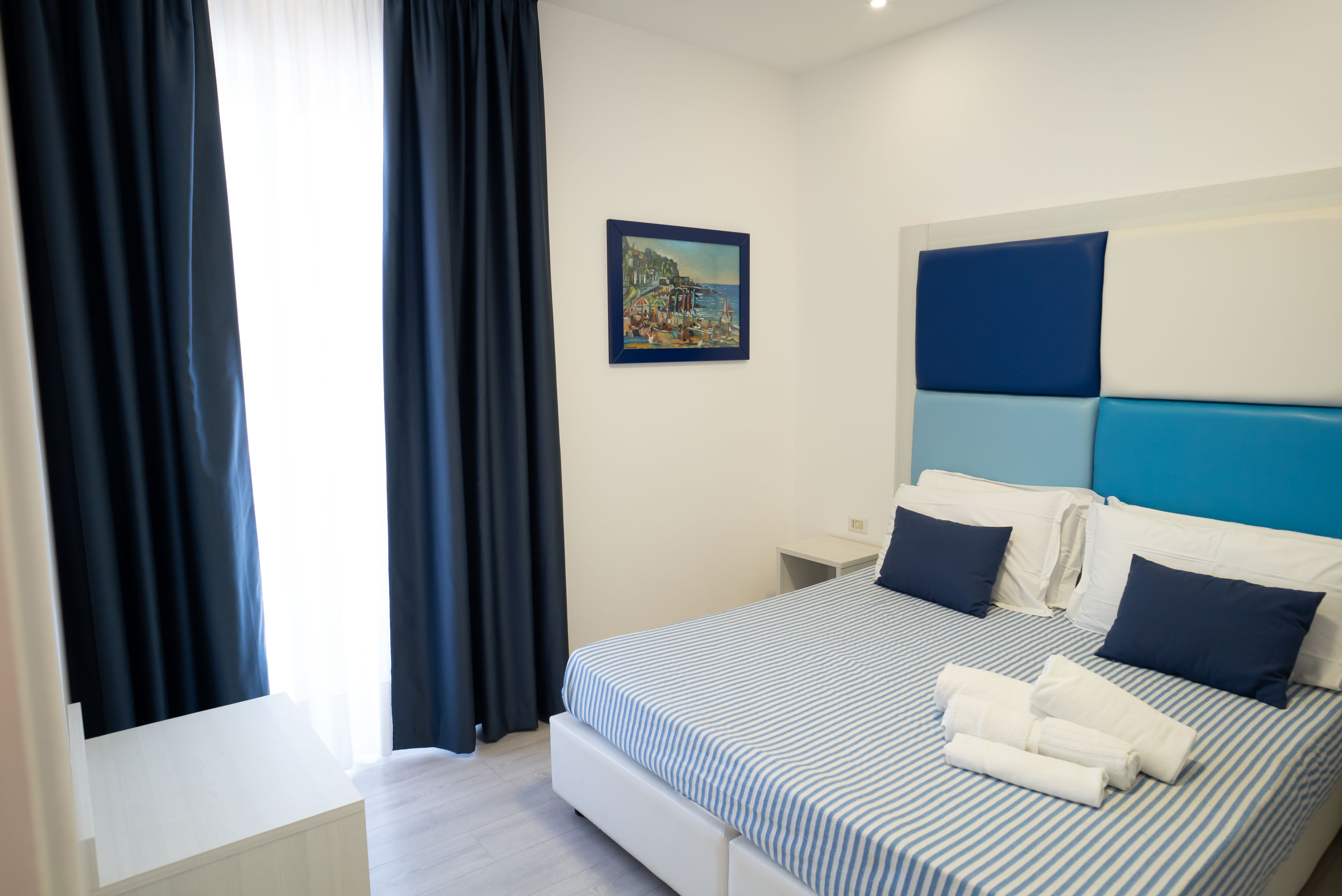 ROOM, TRIPLE, GARDEN VIEW