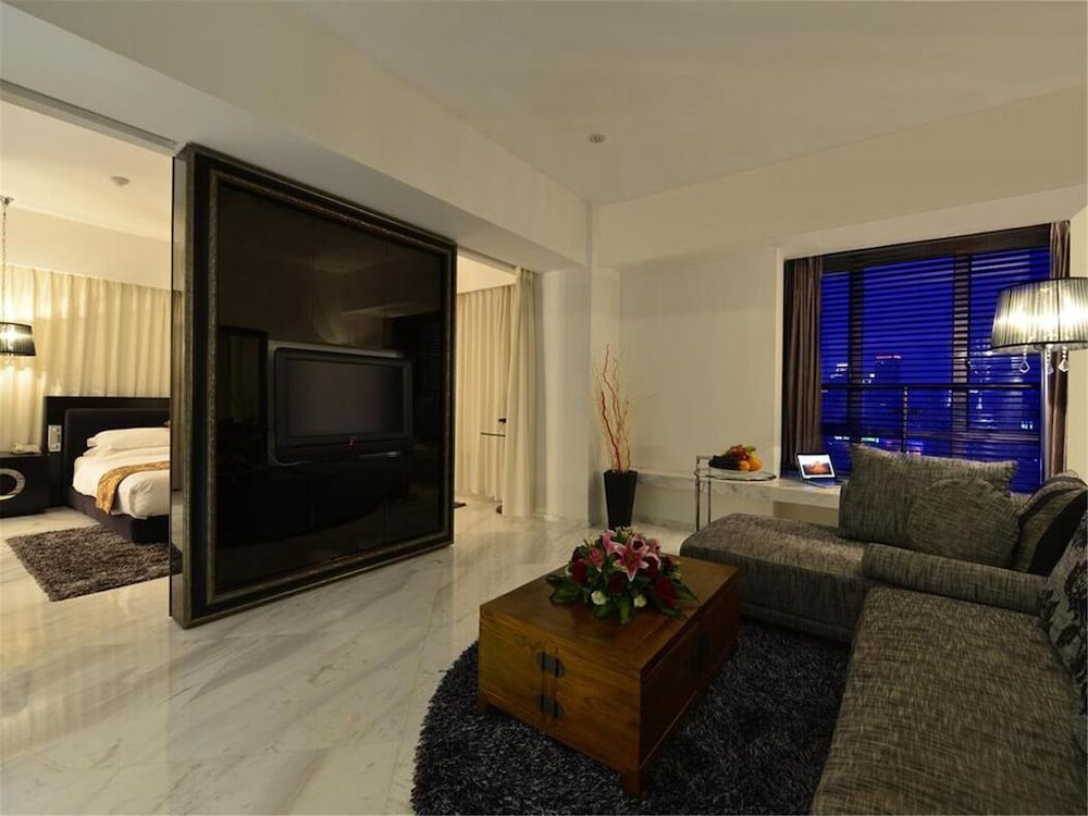 KINGTOWN HOTEL HONGQIAO 13/19