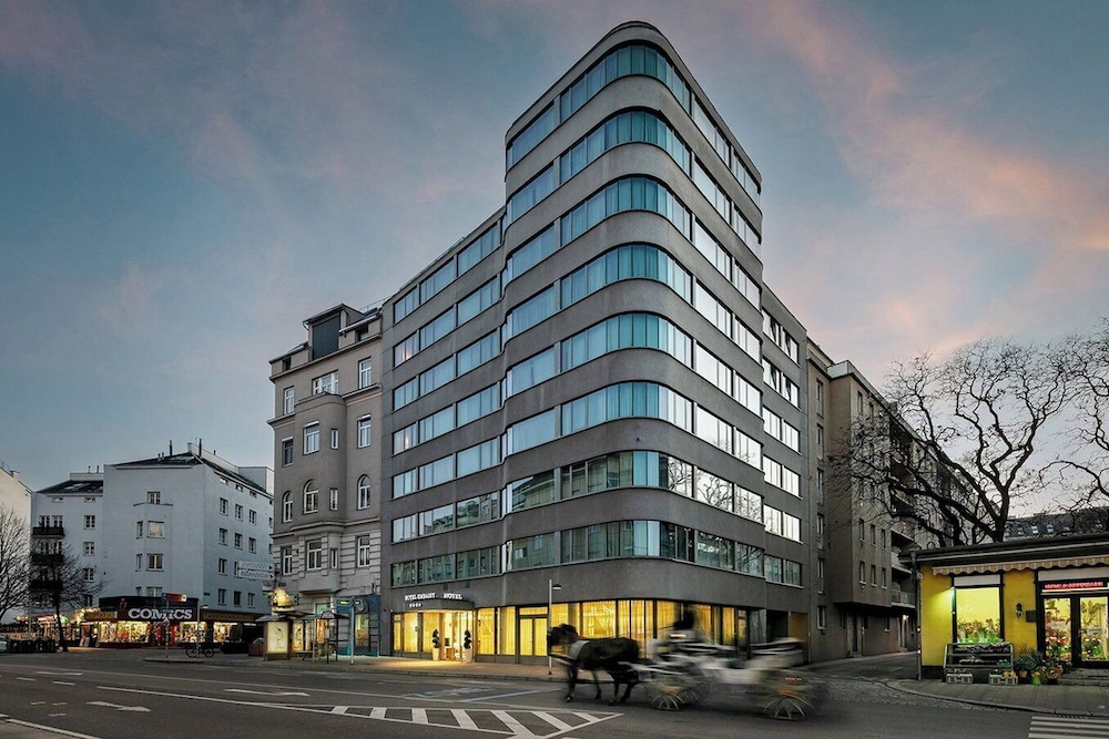 Eurostars Embassy 49/55