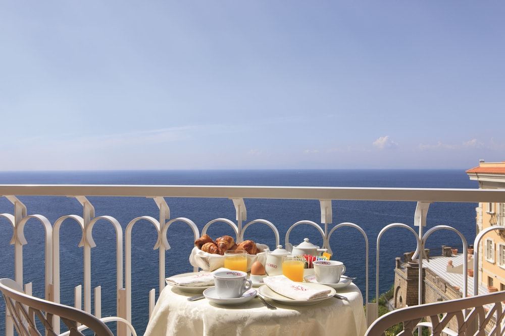 Hotel Corallo Sorrento 46/80