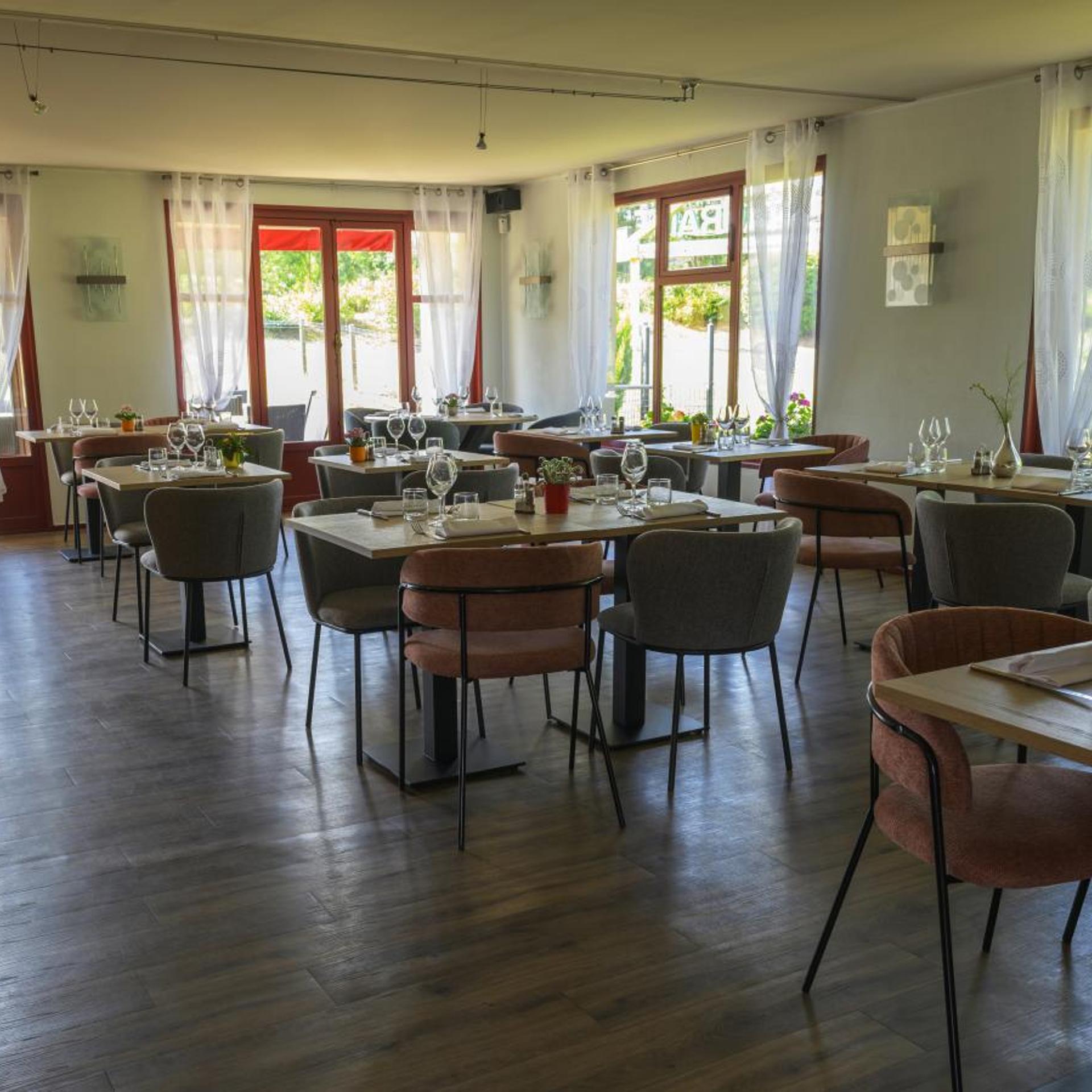 AU RELAIS D ALSACE 33/49