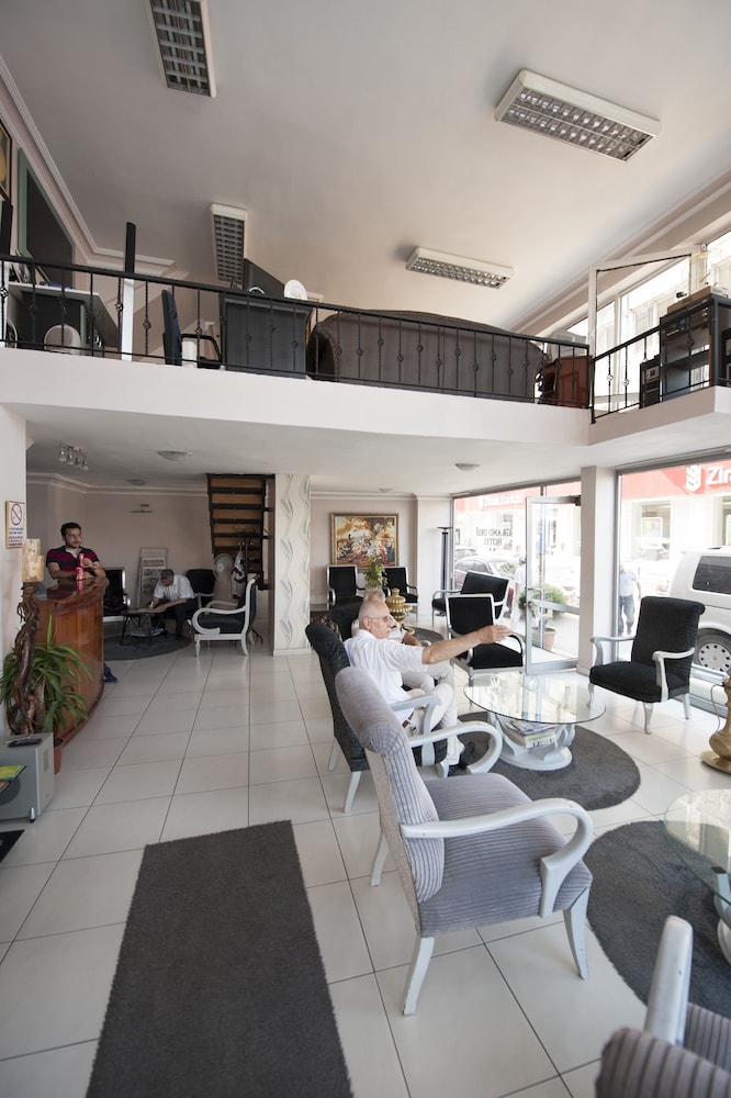 Grand Desi Hotel 36/50