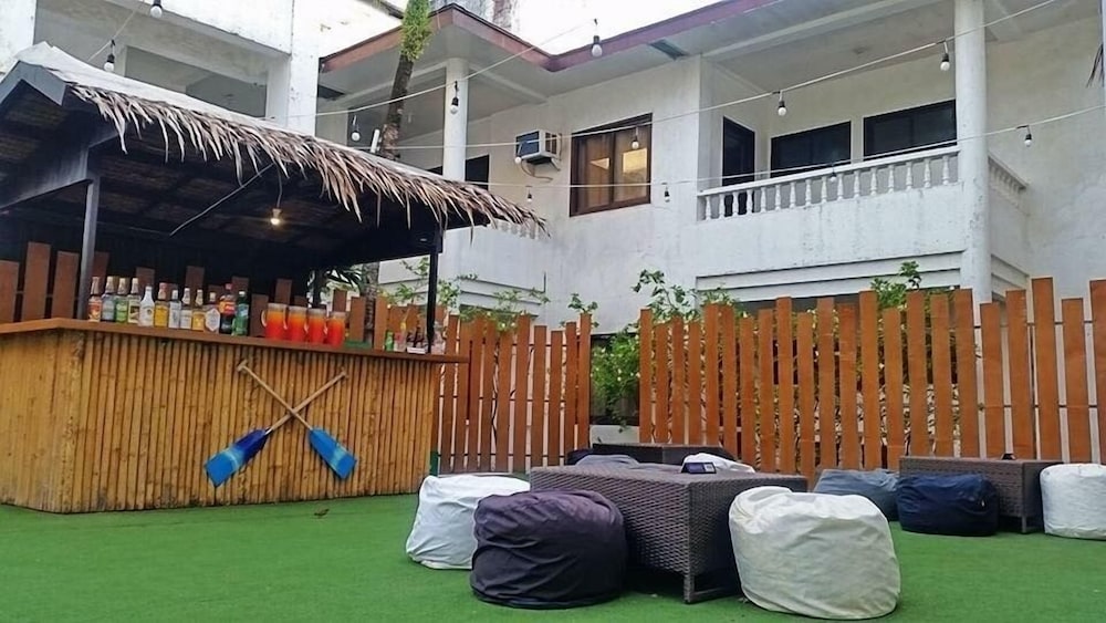 Seabird International Resort 28/35